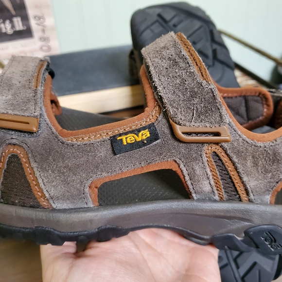 Teva Men's Katavi 2 Hiking Sandal Black Olive Light Trails Mens 11 - Picture 3 of 9